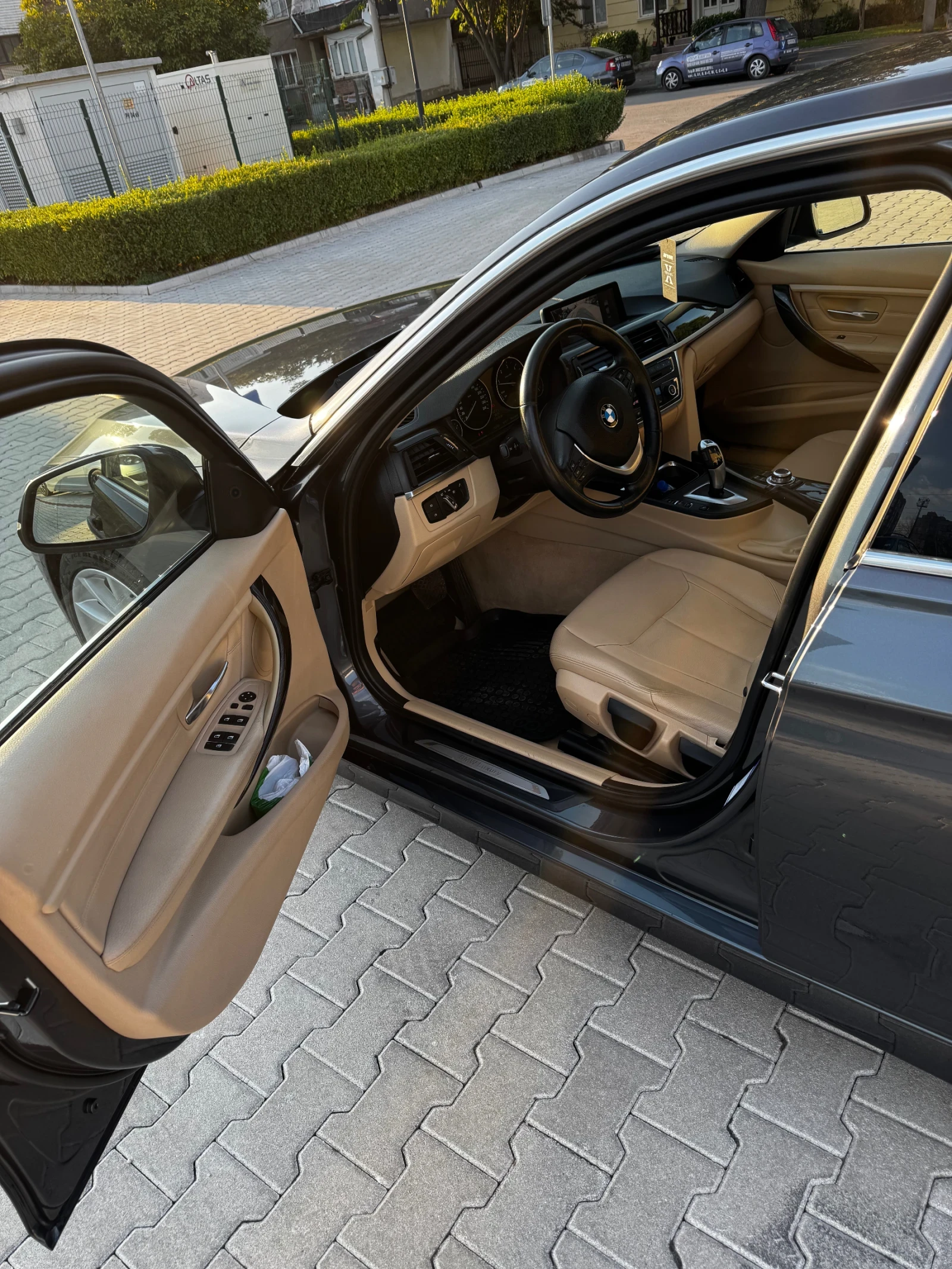 BMW 320, снимка 7 - Автомобили и джипове - 56299785