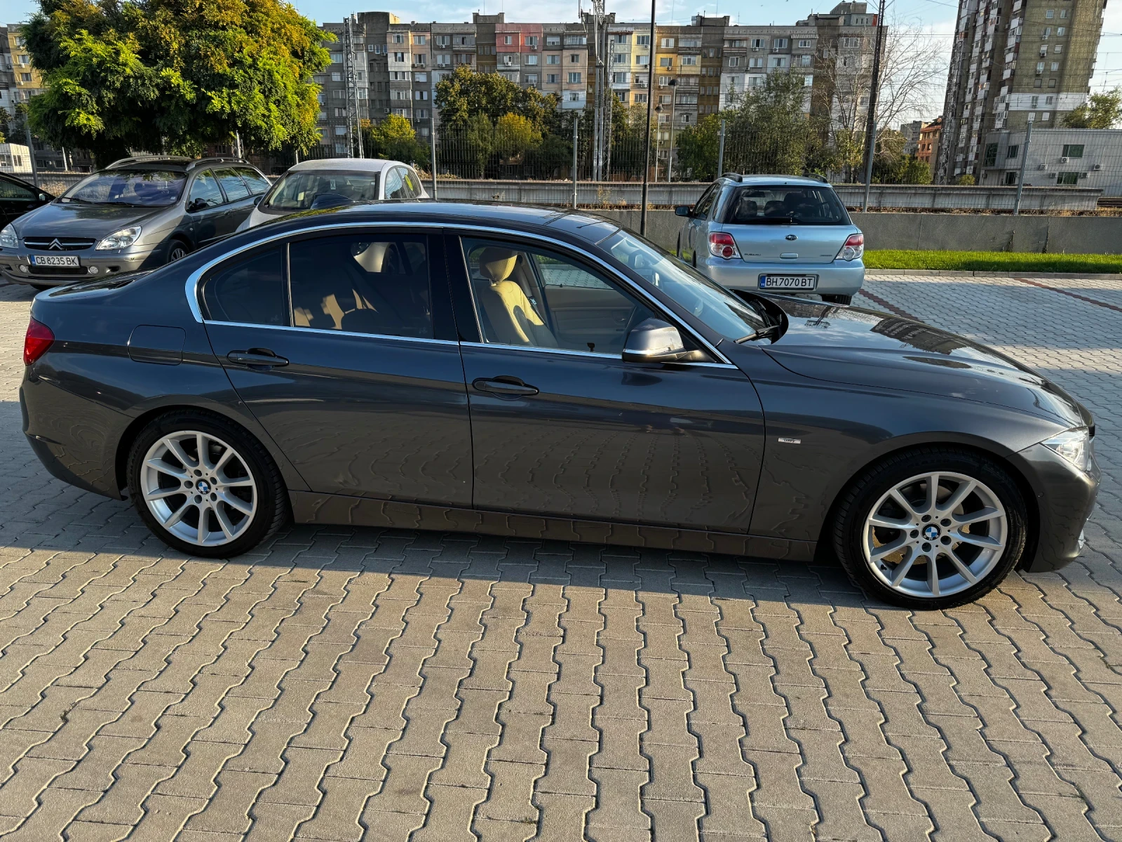 BMW 320, снимка 3 - Автомобили и джипове - 56299785
