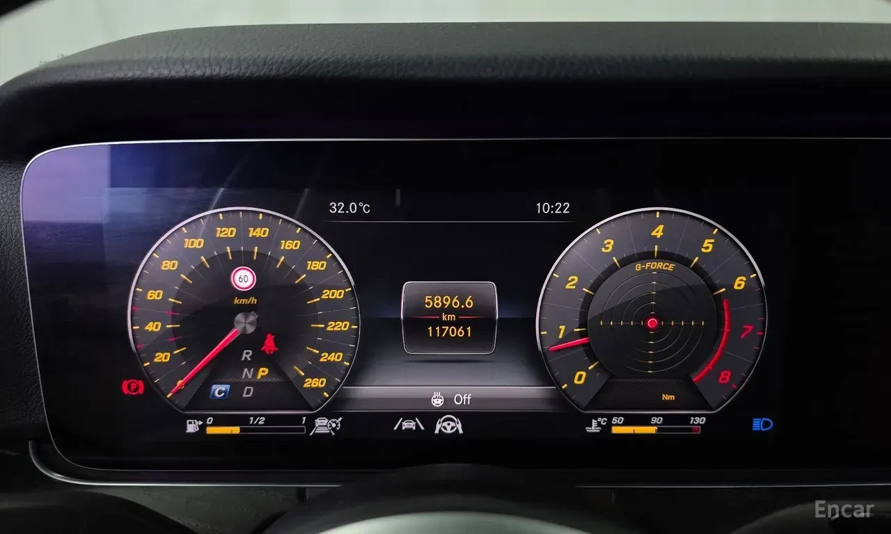 Mercedes-Benz E 300 AMG* LINE* BURMESTER* ОБДУХВАНЕ* ДИСТРОНИК* ХЕДЪП*, снимка 12 - Автомобили и джипове - 56318036
