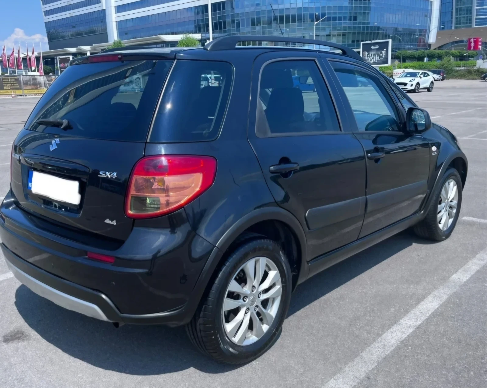 Suzuki SX4, снимка 4 - Автомобили и джипове - 56603821