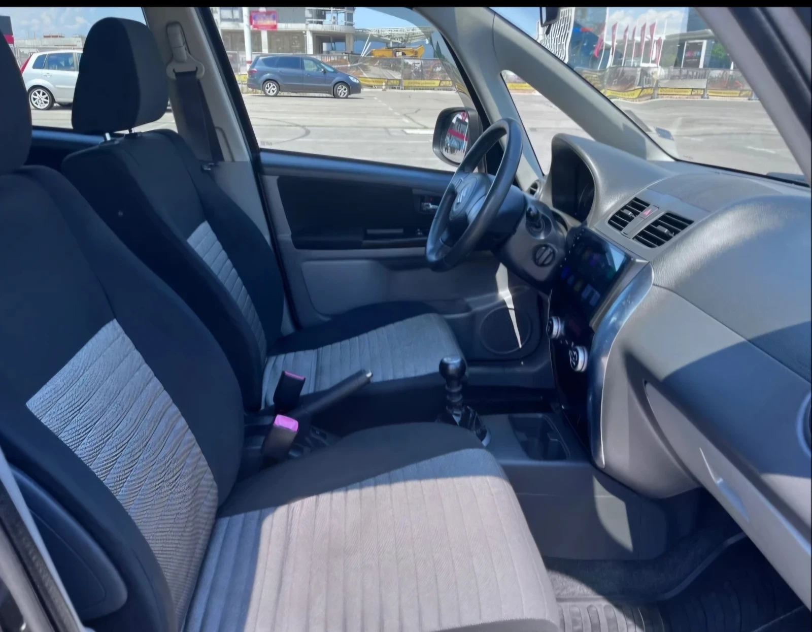 Suzuki SX4, снимка 9 - Автомобили и джипове - 56603821