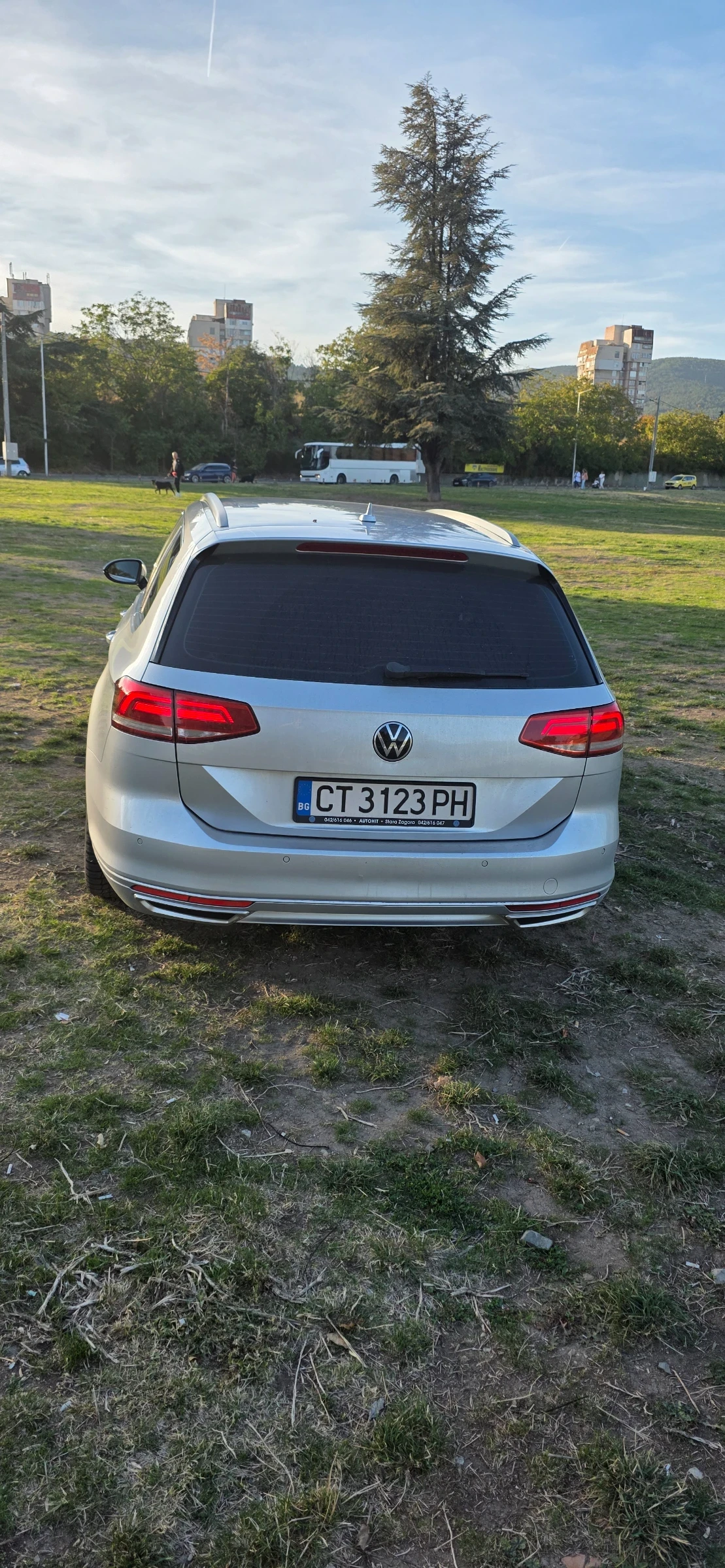 VW Passat B8, снимка 3 - Автомобили и джипове - 56619229