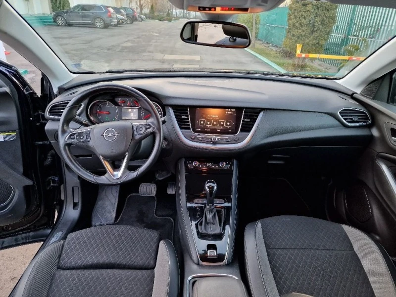 Opel Grandland X 1.6CDTI, снимка 10 - Автомобили и джипове - 36570101