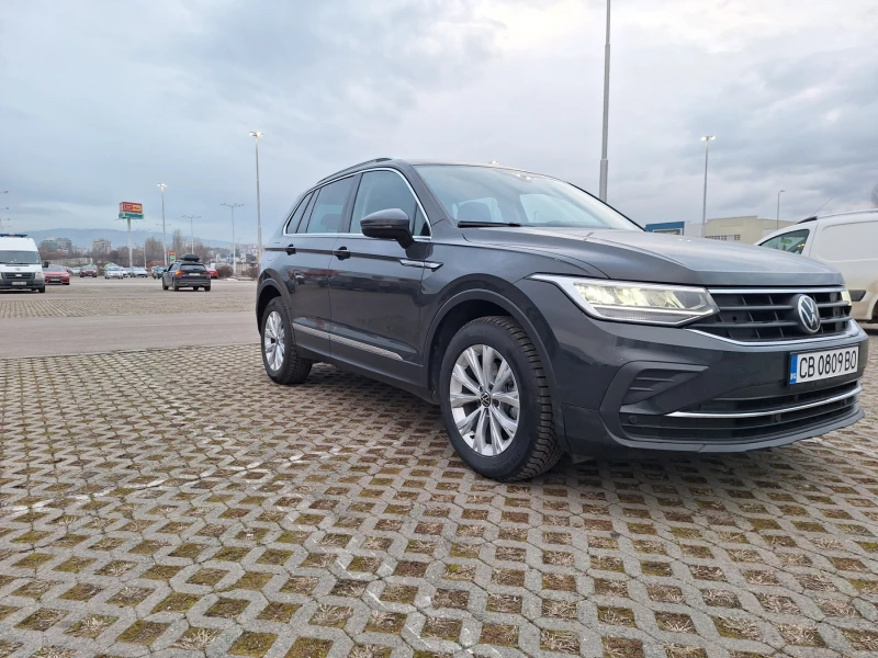 VW Tiguan 2.0 TDi , снимка 6 - Автомобили и джипове - 48815361