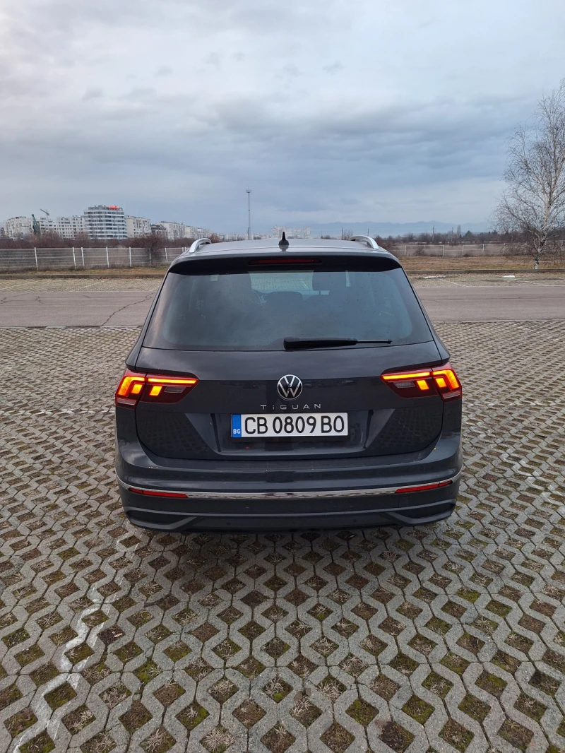 VW Tiguan 2.0 TDi , снимка 4 - Автомобили и джипове - 48815361