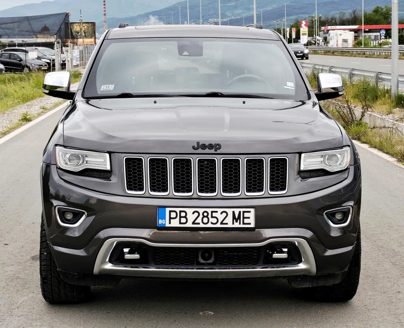 Jeep Grand cherokee 3.6i OVERLAND, снимка 2 - Автомобили и джипове - 50245762