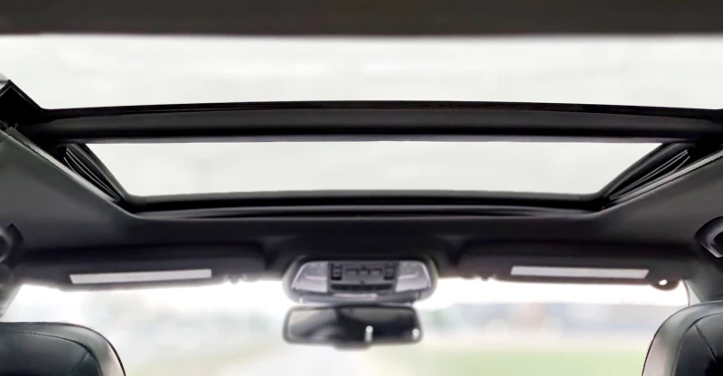 Jeep Grand cherokee 3.6i OVERLAND, снимка 11 - Автомобили и джипове - 50245762