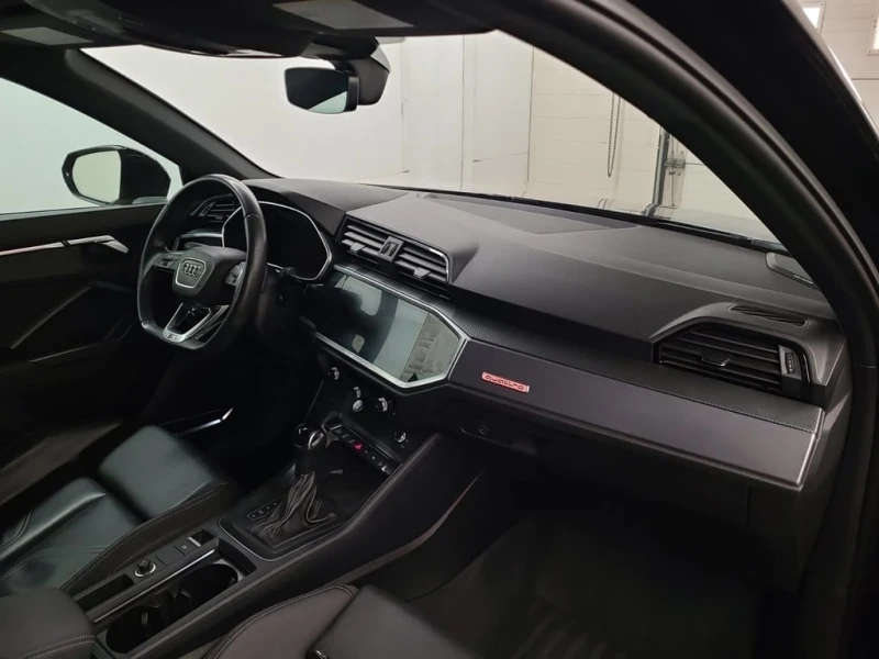 Audi Q3 * TECHNIK * CARFAX * ЦЕНА ДО БГ, снимка 10 - Автомобили и джипове - 52935390