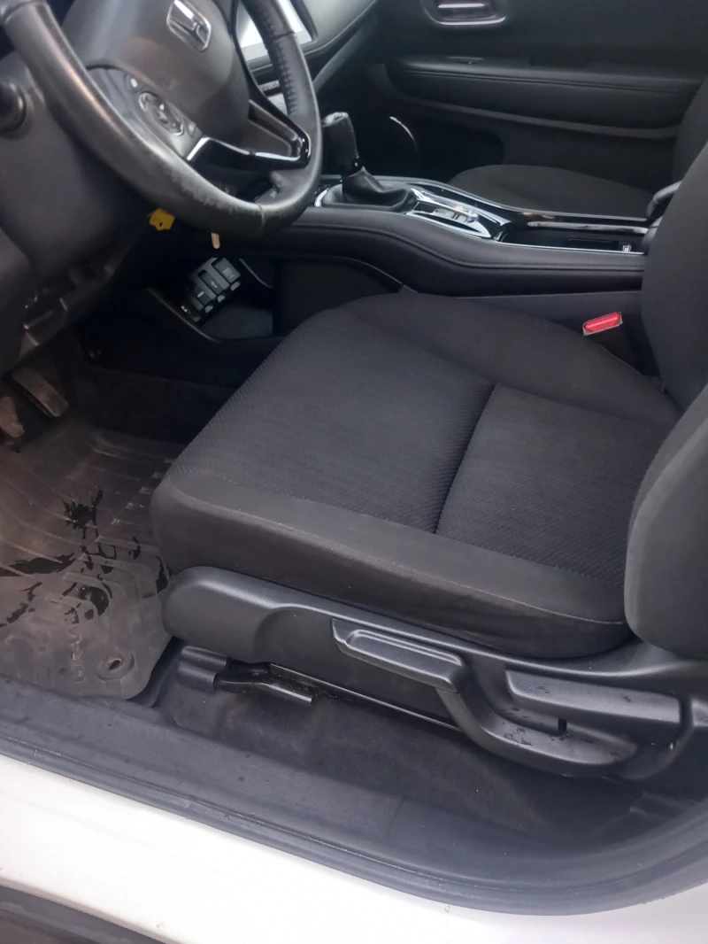 Honda Hr-v 1.6 eathdreams, снимка 5 - Автомобили и джипове - 53015118