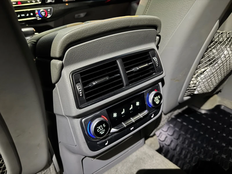 Audi Q7, снимка 12 - Автомобили и джипове - 53107714