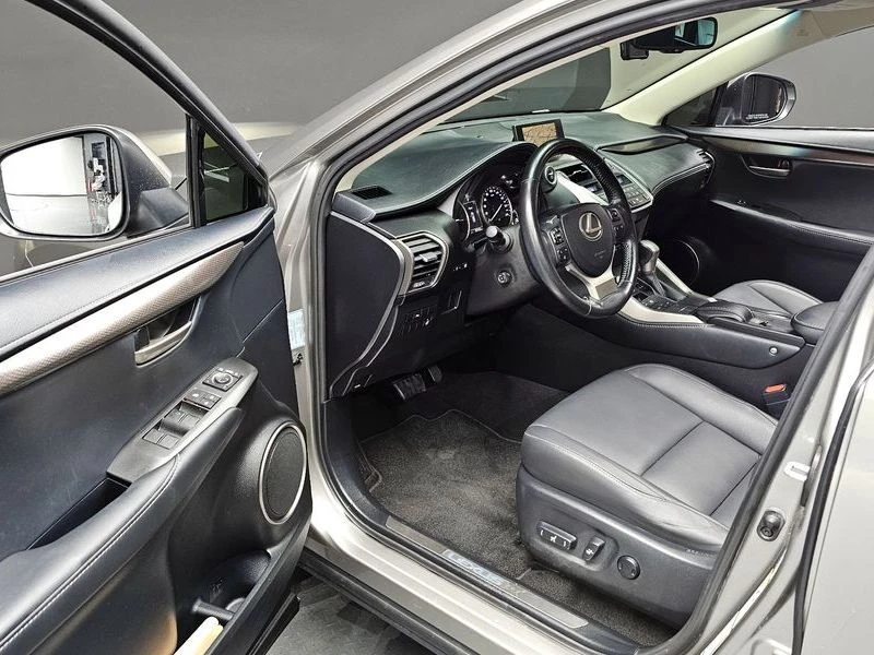 Lexus NX Supreme| 197к.с.| ВКЛ.ТЕХНОТЕСТ, снимка 12 - Автомобили и джипове - 55118703