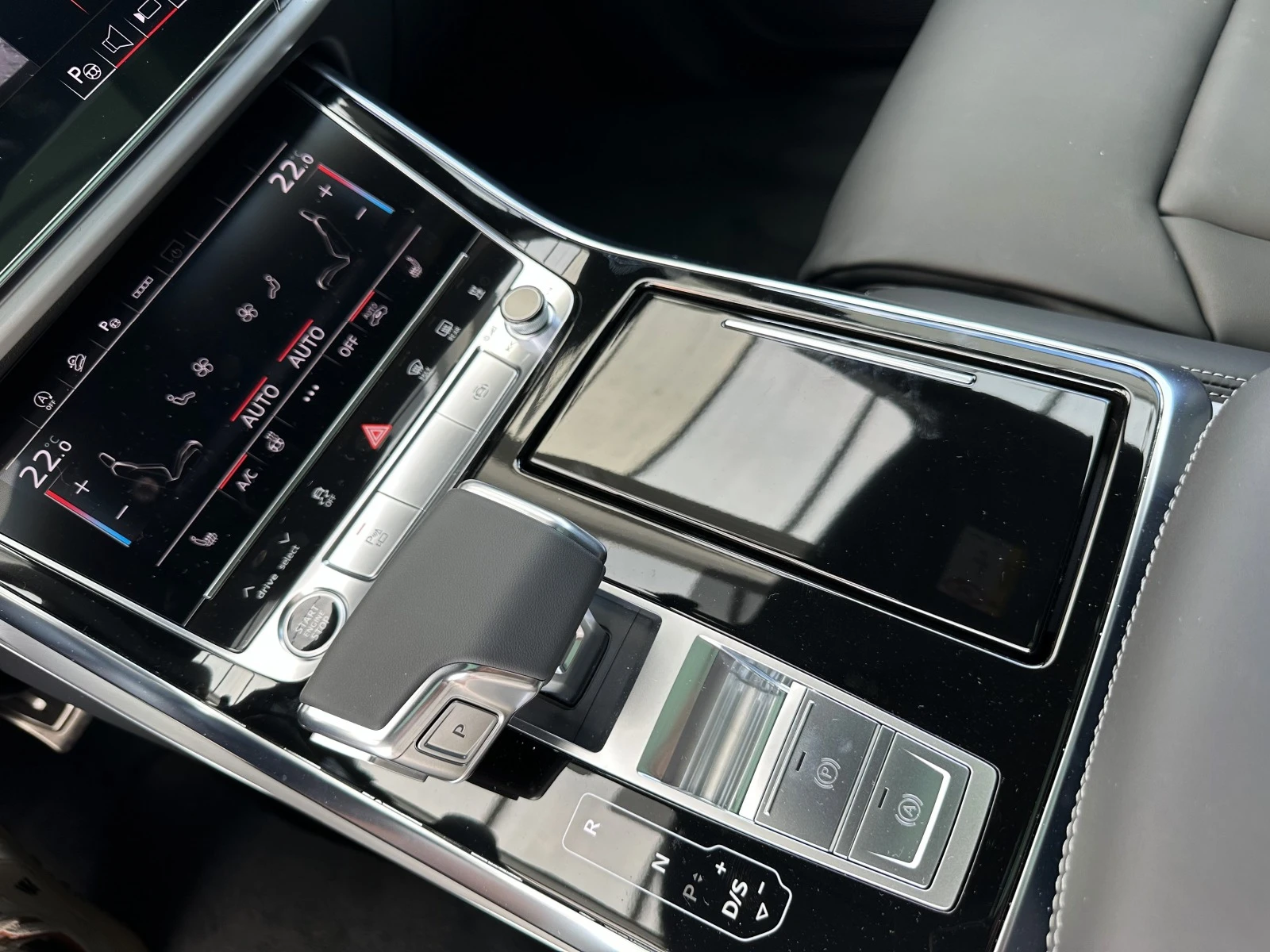 Audi Q8 50 TDI/ FACELIFT/ S-LINE/ B&O/ MATRIX/ PANO/ 22/ | Mobile.bg   12