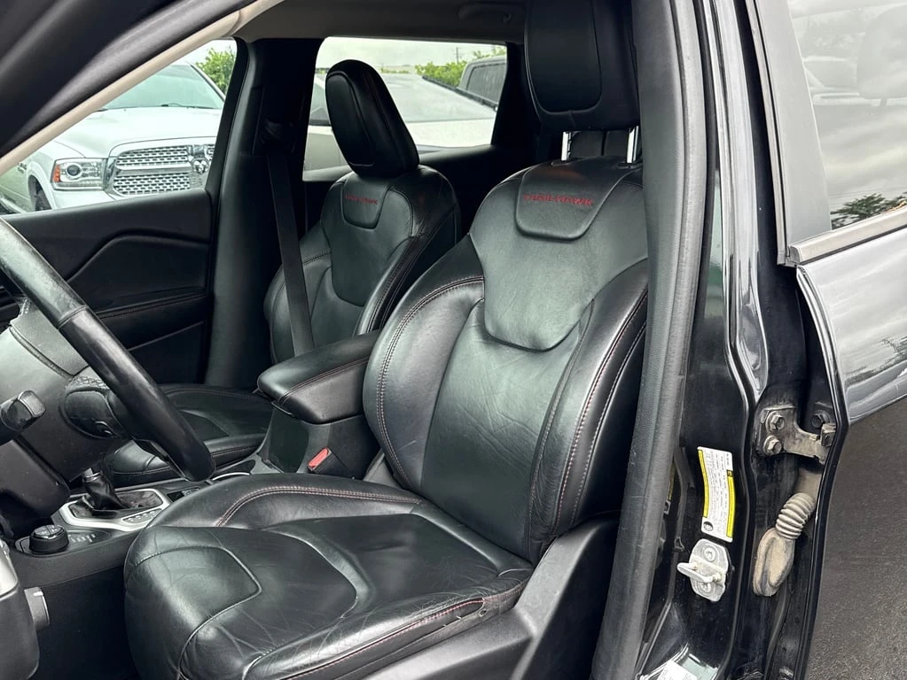 Jeep Cherokee * Trailhawk * CARFAX * БЕЗ ПЪРВОНАЧАЛНА ВНОСКА - изображение 10