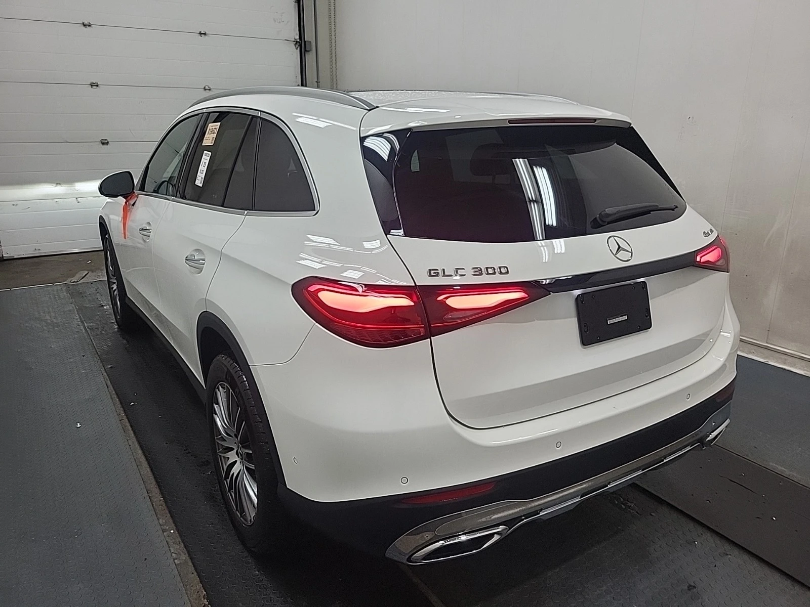 Mercedes-Benz GLC 300 * * CARFAX * *   * *  | Mobile.bg   6