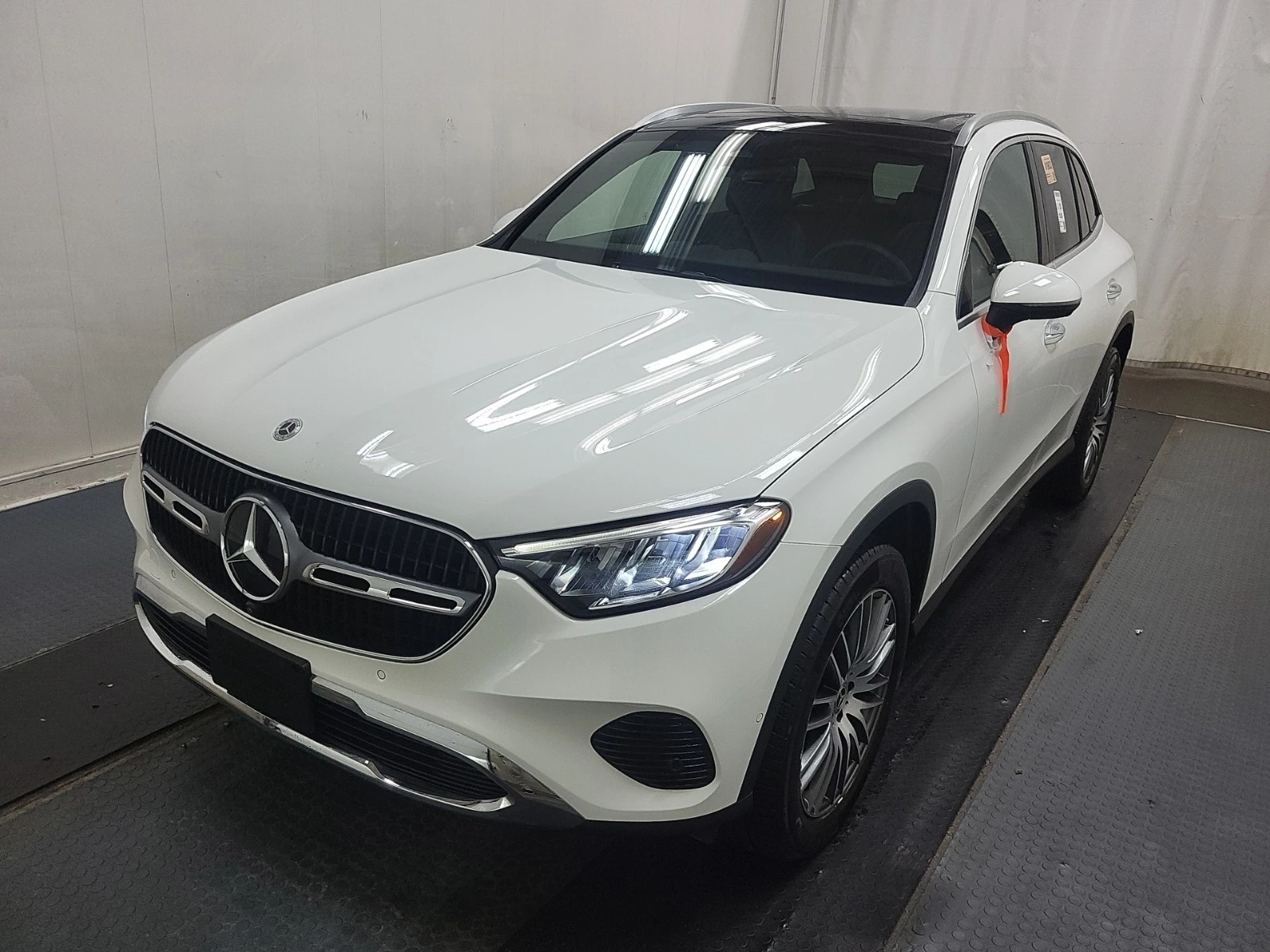 Mercedes-Benz GLC 300 * * CARFAX * *   * *  | Mobile.bg   1