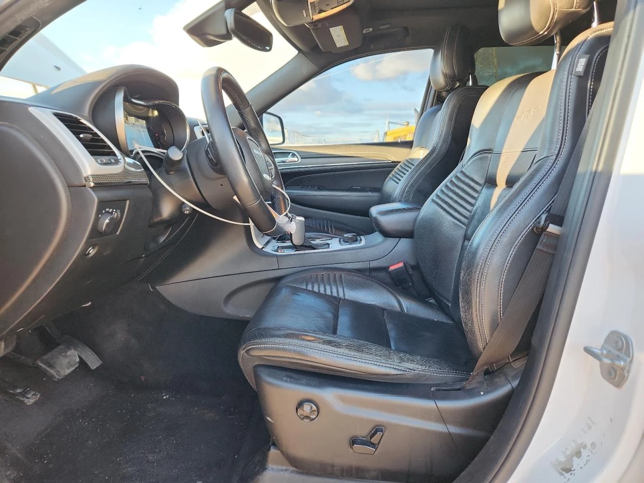 Jeep Grand cherokee TRACKHAWK* 6.2 SRT* CARFAX* АВТОЛИЗИНГ - изображение 7