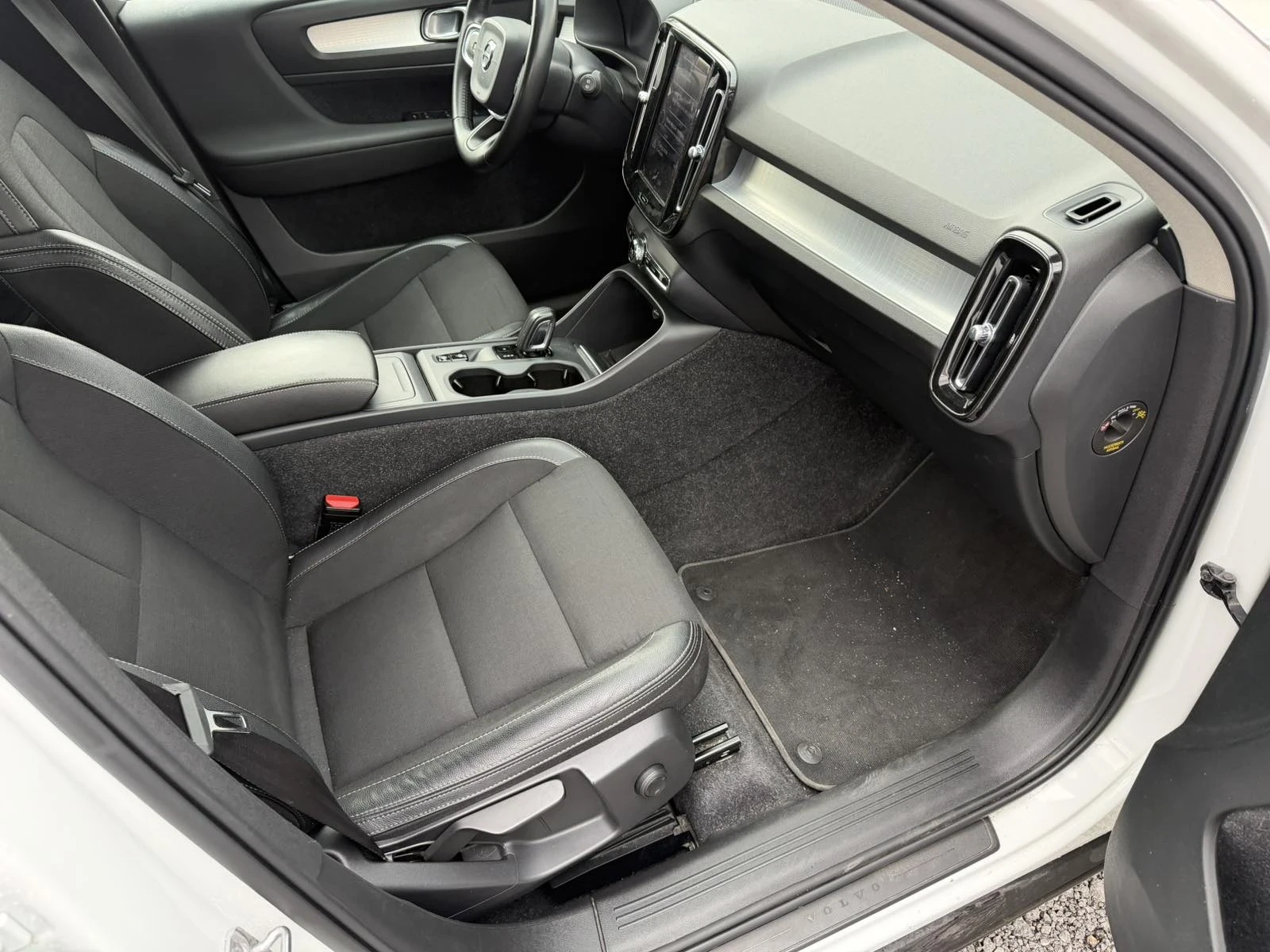 Volvo XC40 | Mobile.bg � ����������� 12