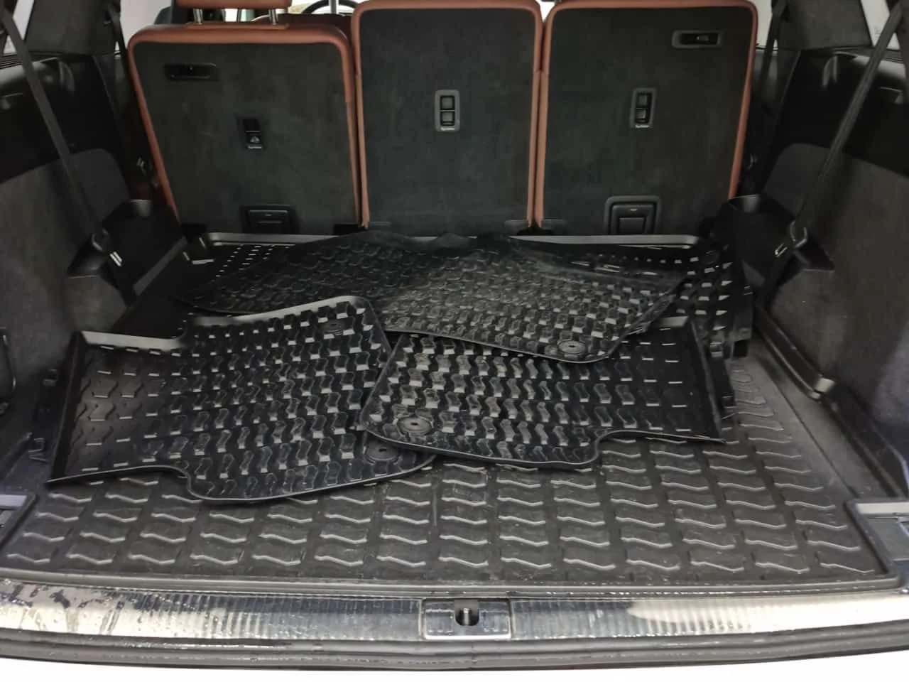 Audi Q7 Technik/DIS/360/MATRIX/PANO/ОБДУХВАНЕ, снимка 13 - Автомобили и джипове - 53923825