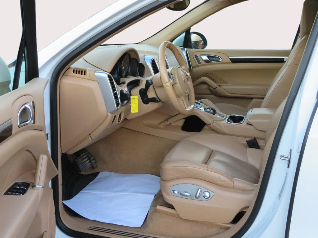 Porsche Cayenne * АвтоКредит * (ЦЕНА ДО БГ), снимка 7 - Автомобили и джипове - 54147374