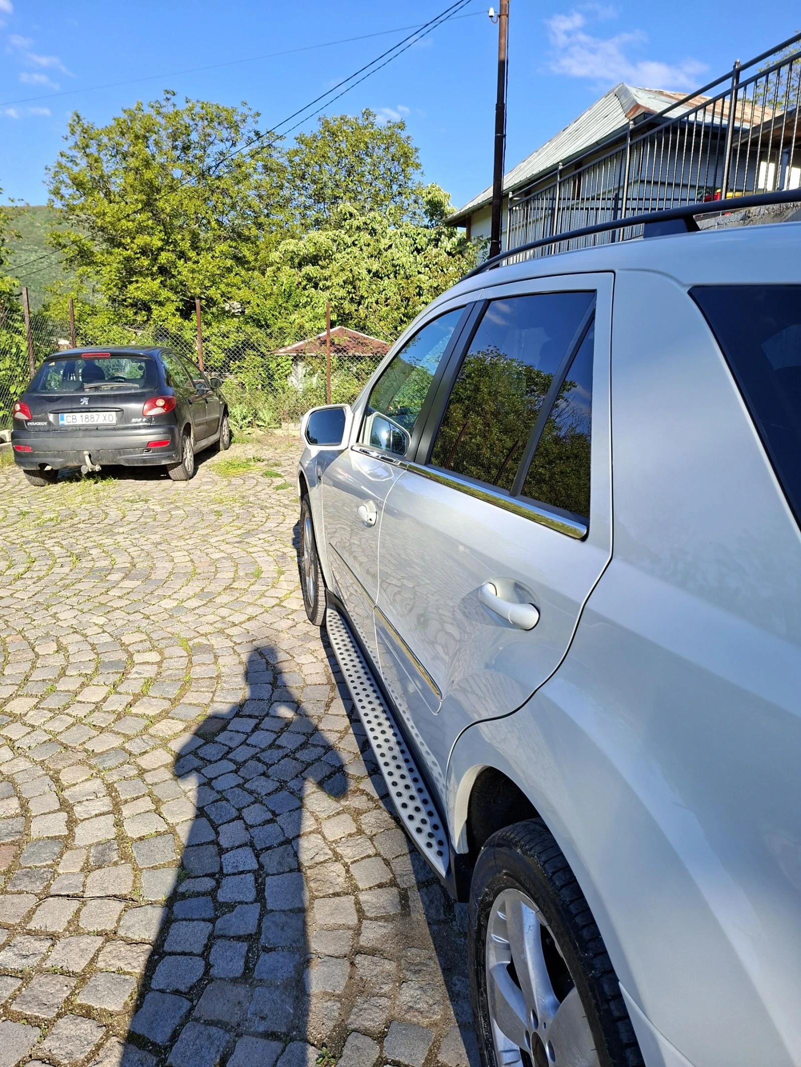 Mercedes-Benz ML 320, снимка 16 - Автомобили и джипове - 54597192