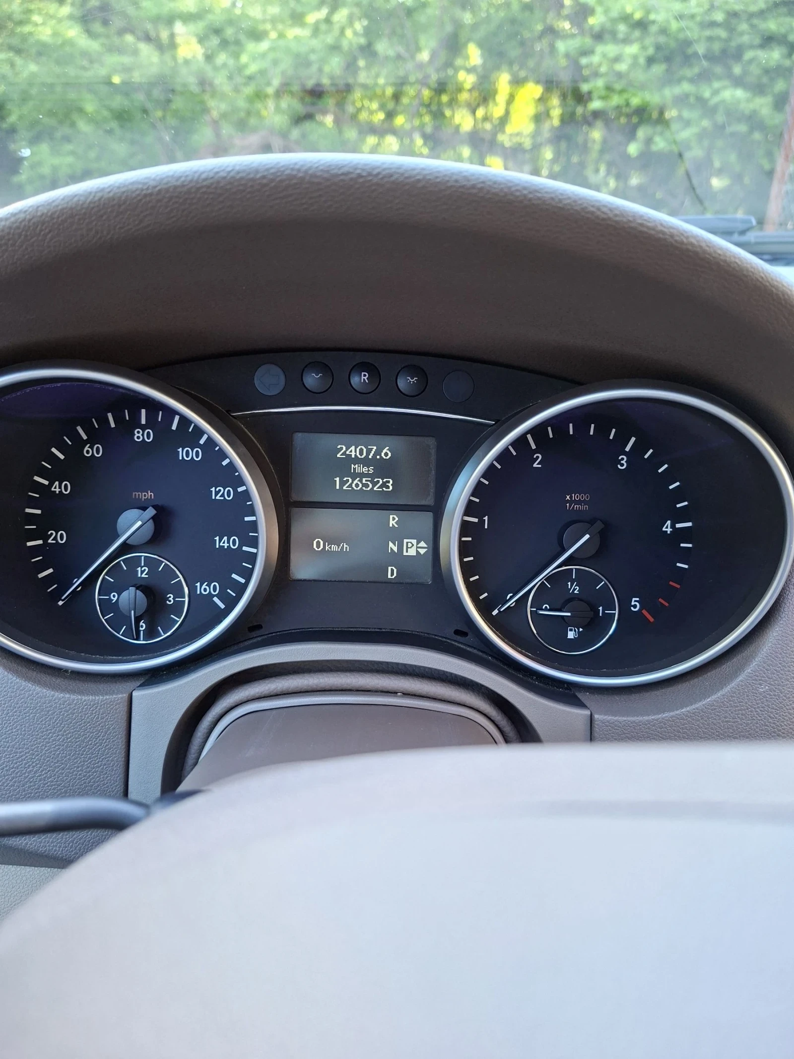 Mercedes-Benz ML 320, снимка 2 - Автомобили и джипове - 54597192