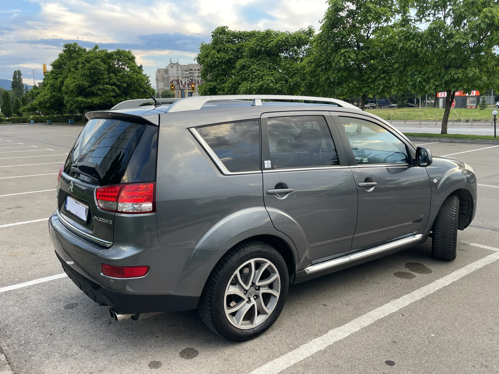 Citroen C-Crosser, снимка 6 - Автомобили и джипове - 54783982