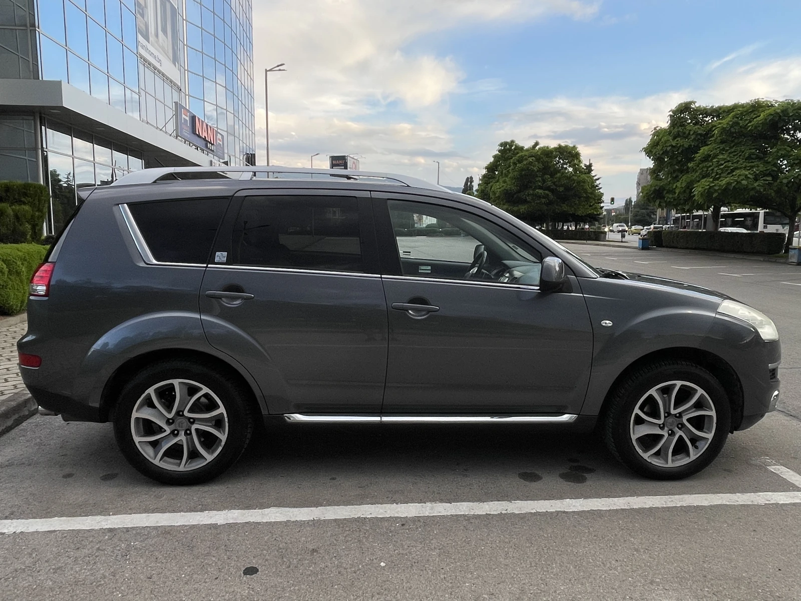 Citroen C-Crosser, снимка 3 - Автомобили и джипове - 54783982