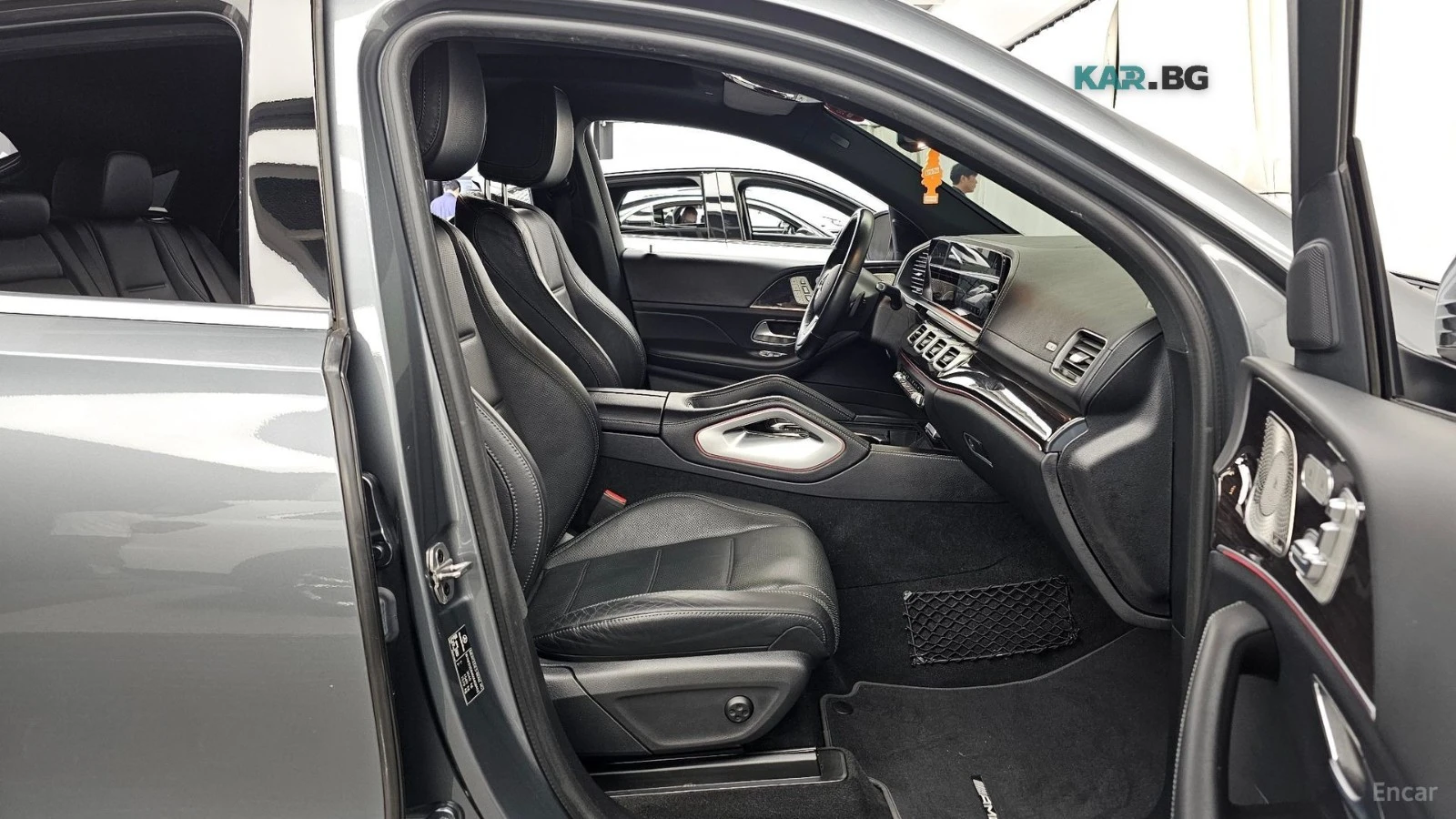 Mercedes-Benz GLE 400 AMG* DISTRONIC* ОБДУХВАНЕ* ПОДГРЕВ* ПАМЕТ* 360* , снимка 11 - Автомобили и джипове - 55696088