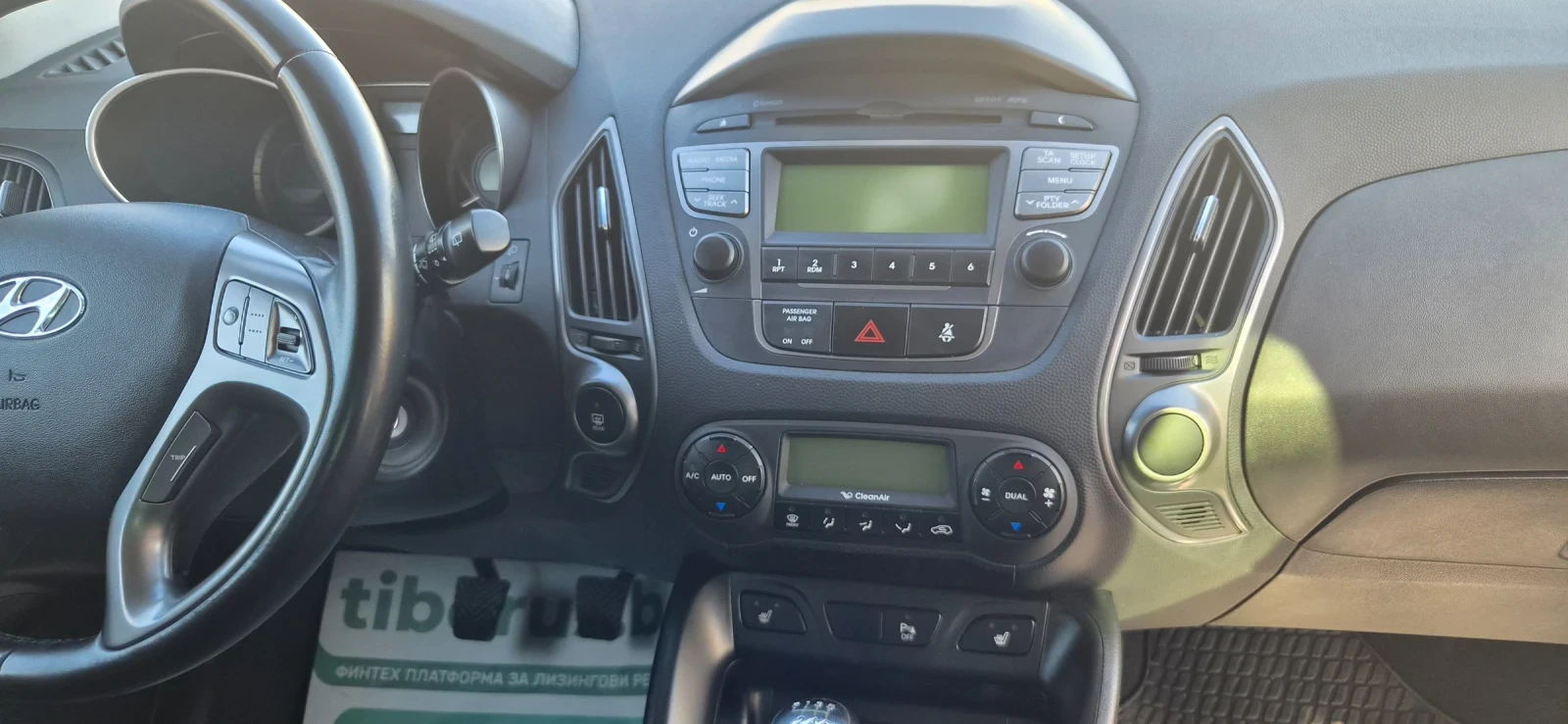 Hyundai IX35 1.6 i, снимка 8 - Автомобили и джипове - 56375213