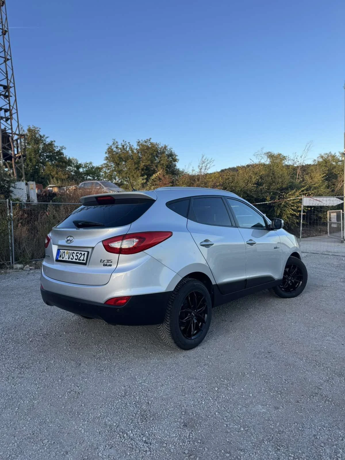 Hyundai IX35 1.6 i, снимка 3 - Автомобили и джипове - 56375213