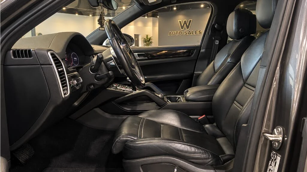 Porsche Cayenne 3.0 V6 AWD , снимка 10 - Автомобили и джипове - 56677334