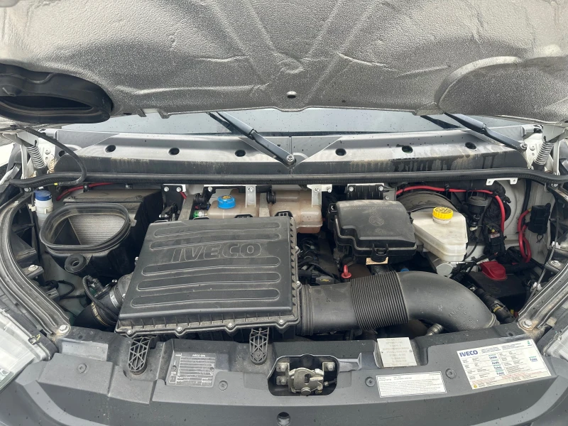 Iveco Daily Line Unvi Klima Telma Webasto 34 Sedalki, снимка 14 - Бусове и автобуси - 51138356