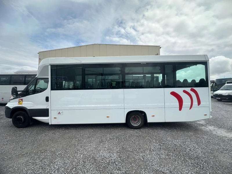Iveco Daily Line Unvi Klima Telma Webasto 34 Sedalki, снимка 6 - Бусове и автобуси - 51138356