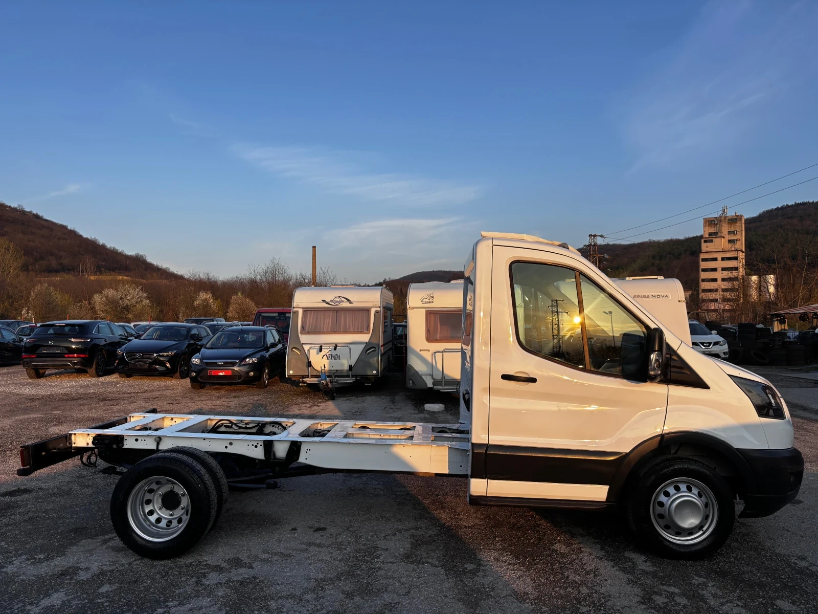 Ford Transit 2.OTDCi ШАСИ/ДВОЙНА ГУМА/, снимка 2 - Бусове и автобуси - 54097871