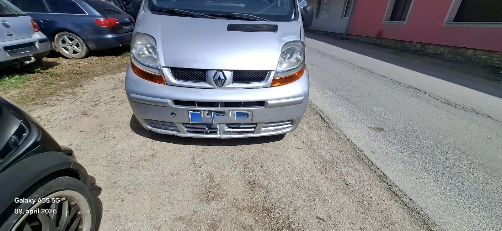 Renault Trafic 1.9 9mesta Klima, снимка 6 - Бусове и автобуси - 54208908