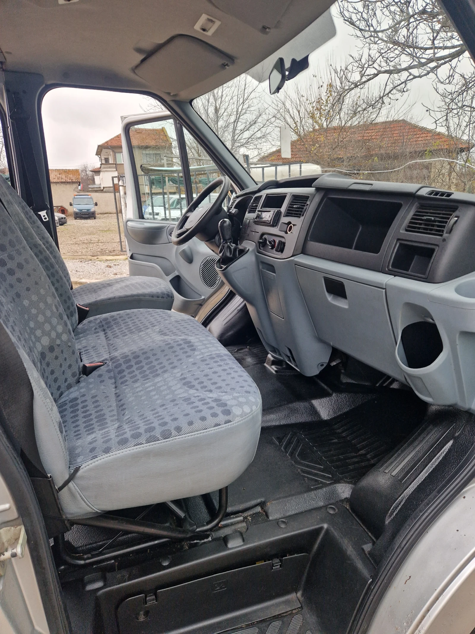 Ford Transit 2.2 CDTI, снимка 10 - Бусове и автобуси - 55239161