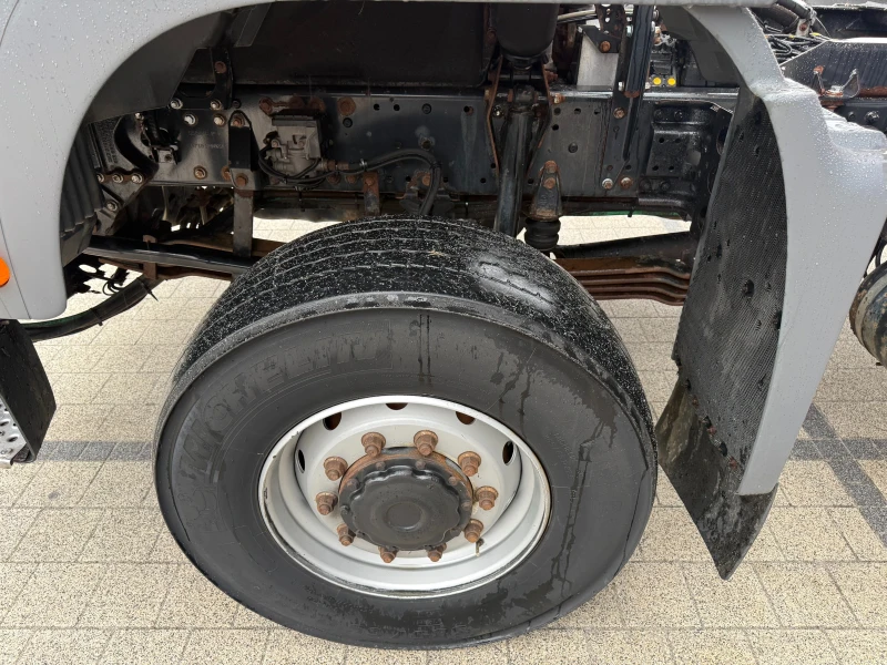 Man Tga 18.320 - 23000кг. 4X4  Самосвал Клима 4.60м. , снимка 14 - Камиони - 51811620