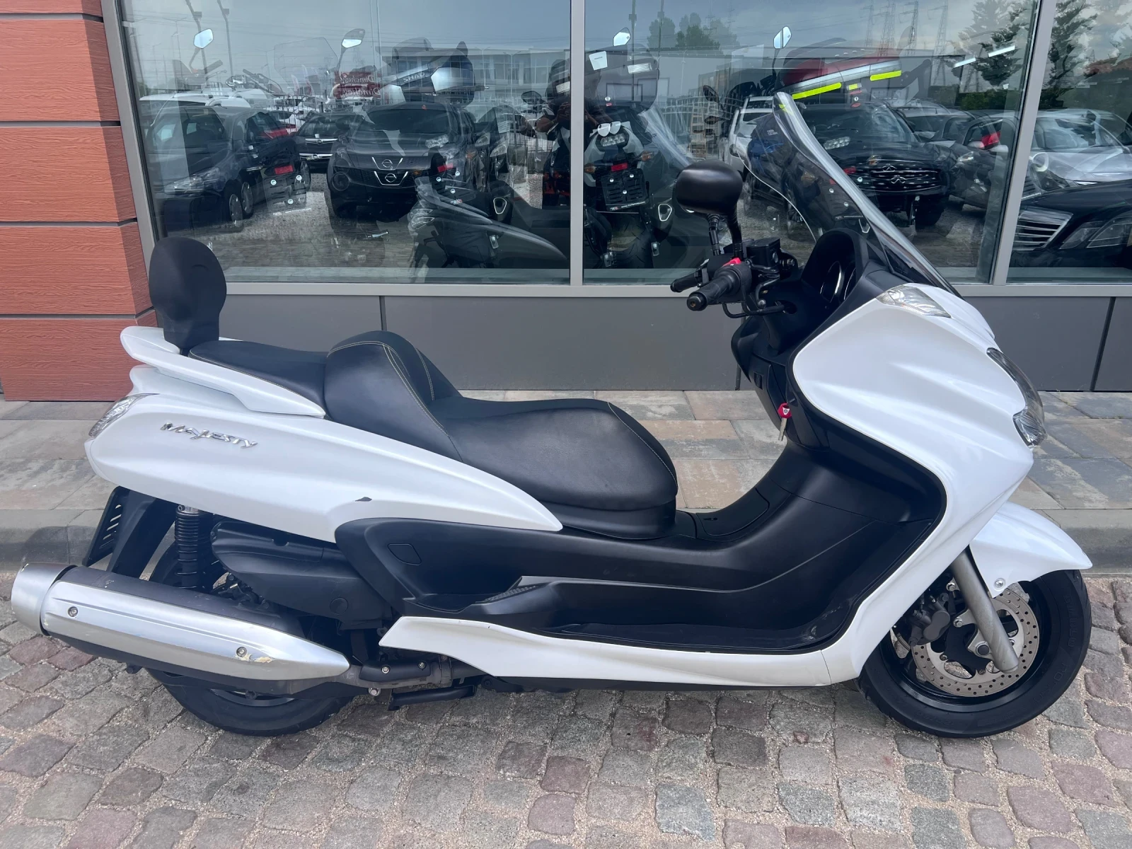 Yamaha Majesty 400 i