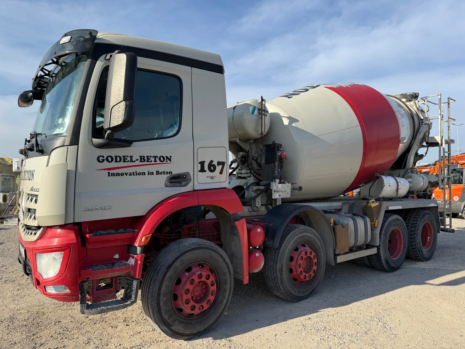 Бетон миксер Mercedes Arocs 3240 - изображение 4