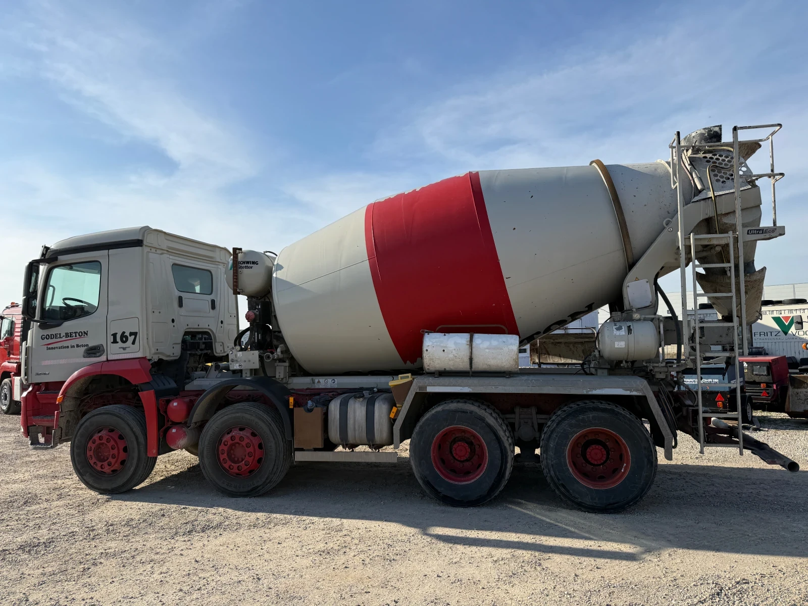 Бетон миксер Mercedes Arocs 3240 - изображение 7