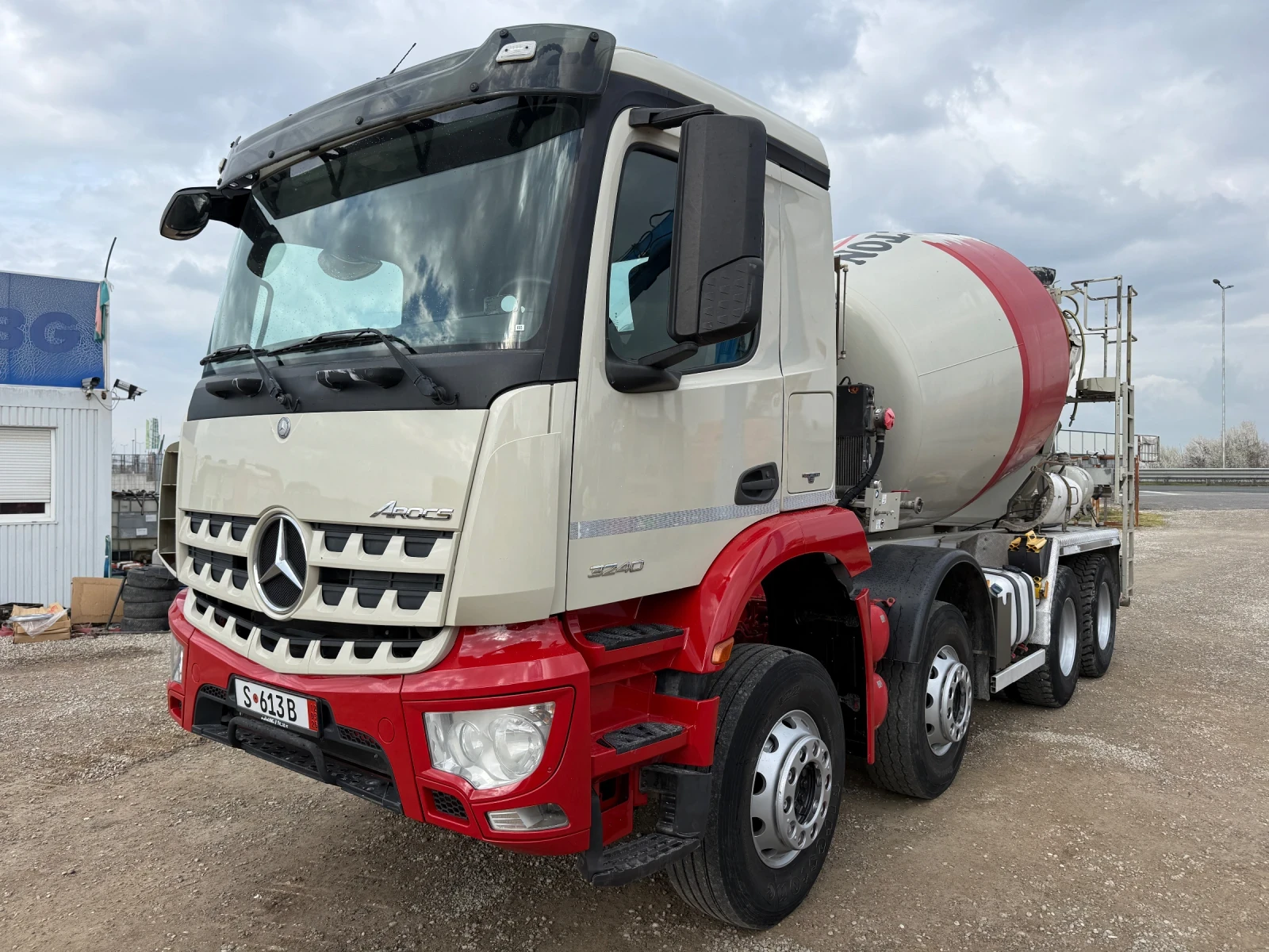 Бетон миксер Mercedes Arocs 3240, снимка 16 - Индустриална техника - 53685905