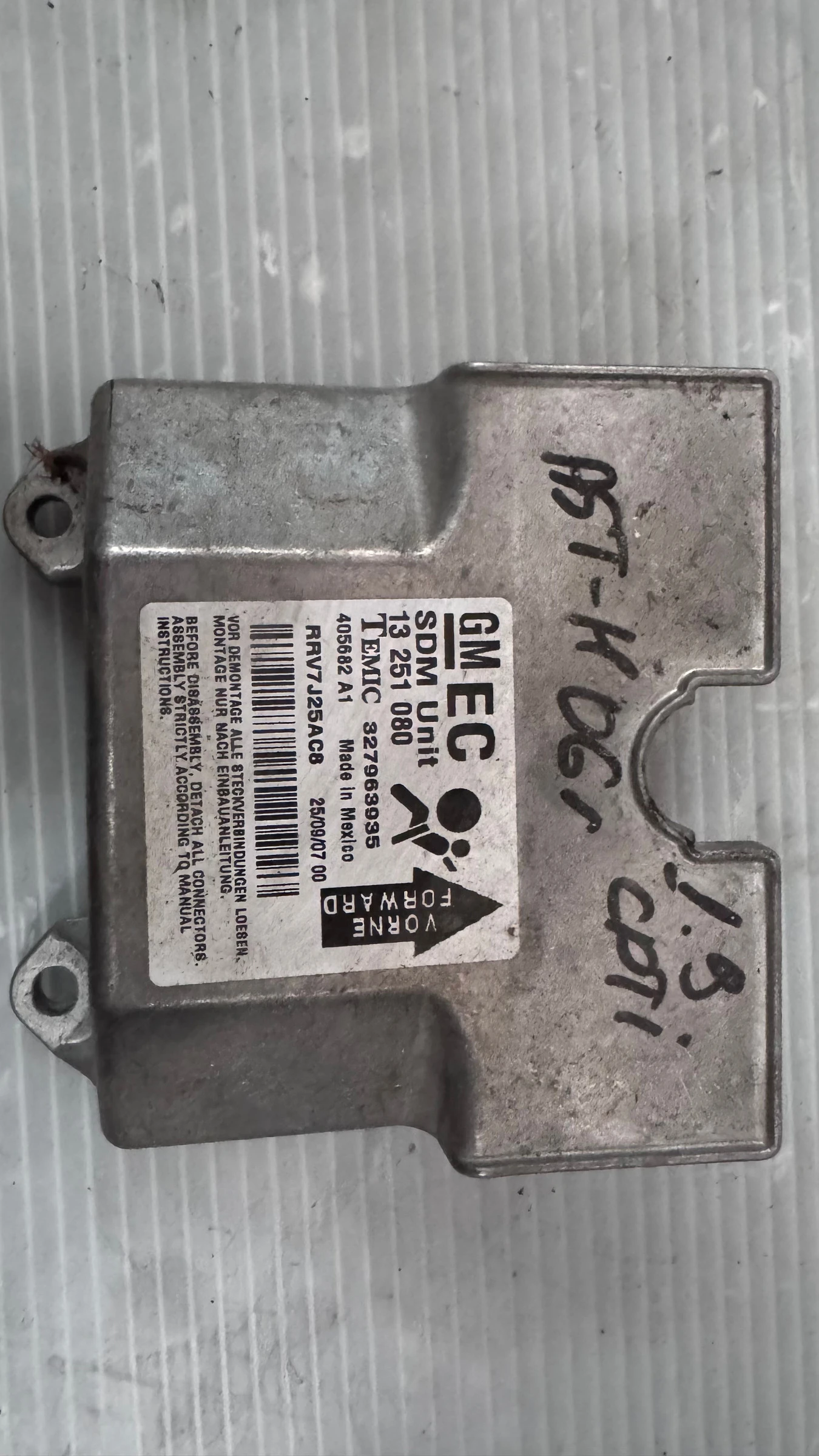 Airbag  /  /  a Opel Astra - 13251080 / 405682  A1 | Mobile.bg   2