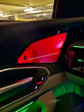 Audi E-Tron Sportback| Pano| Navi| 360| TV| Black, снимка 11