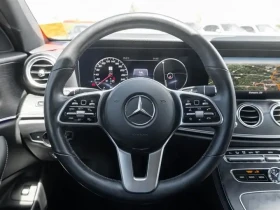 Mercedes-Benz E 350 4MATIC/Night Pckg/ПАНОРАМА/CARFAX, снимка 11