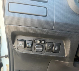 Toyota Auris 1.3 Газ/Бензин, снимка 6