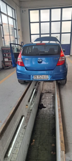Hyundai I30 1.6i - изображение 1