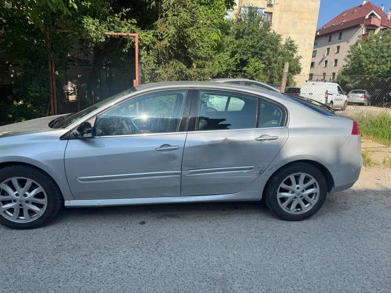Renault Laguna, снимка 2 - Автомобили и джипове - 52486449