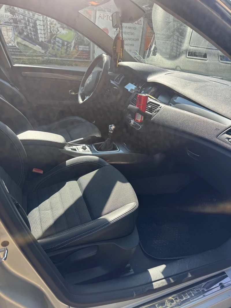 Renault Laguna, снимка 7 - Автомобили и джипове - 52486449