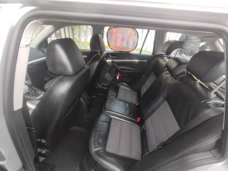 Skoda Octavia 1.4 TSI, снимка 10 - Автомобили и джипове - 52392311