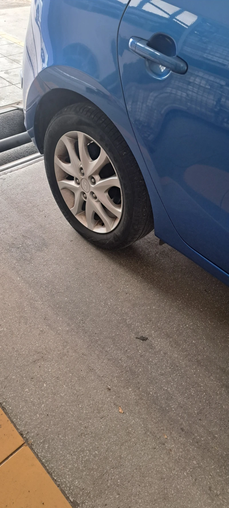 Hyundai I30 1.6i, снимка 3 - Автомобили и джипове - 52655555